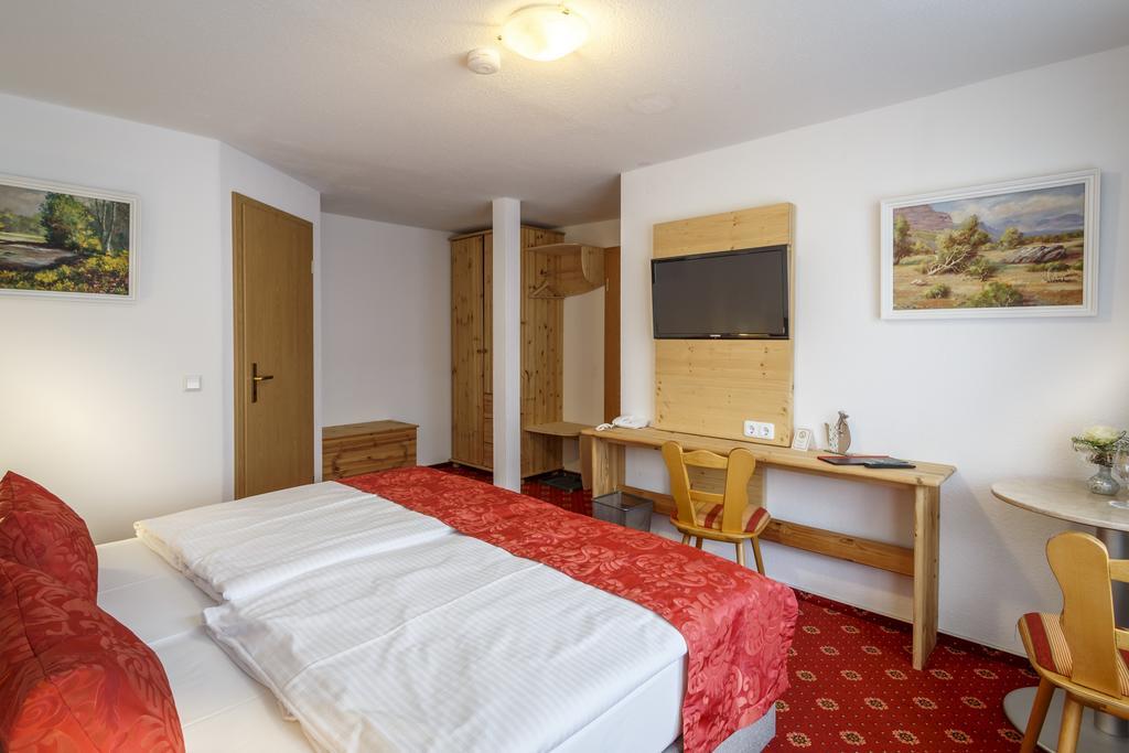 Hotel Bartlehof Schluchsee Buitenkant foto
