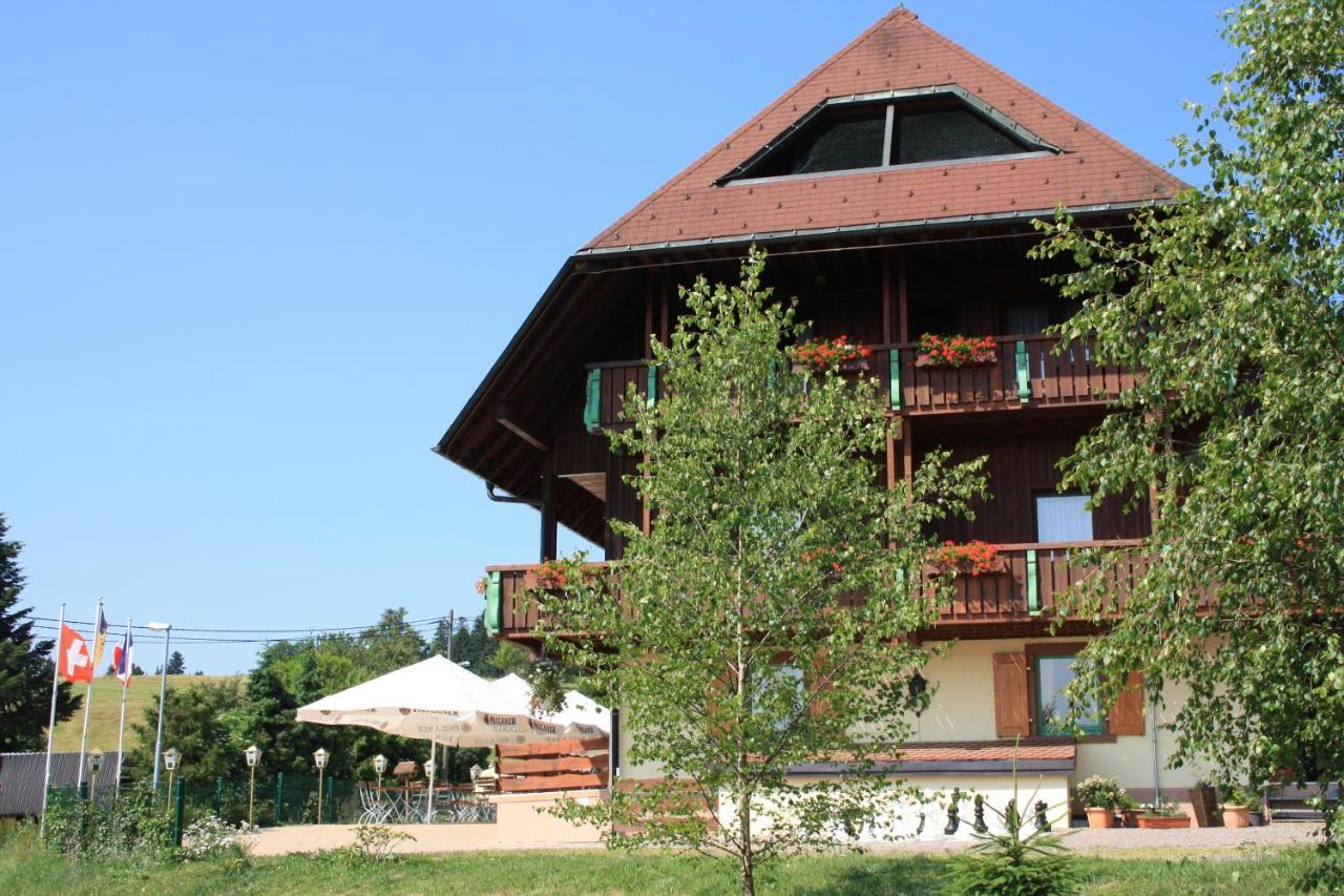 Hotel Bartlehof Schluchsee Buitenkant foto